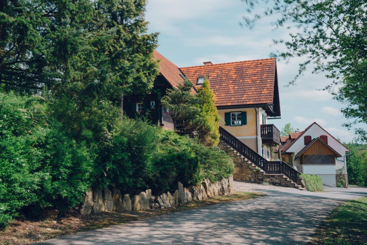 Ferienhaus Am Keltenkogel Großklein Bagian luar foto